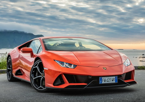noleggio auto lusso lamborghini uracan eco