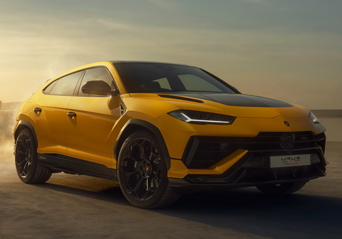 noleggio auto lusso lamborghini urus performante