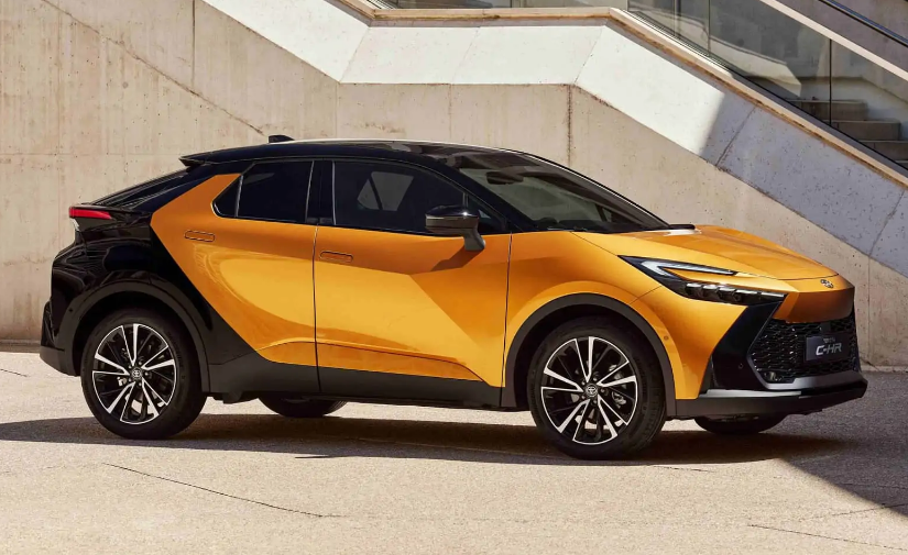 noleggio lungo termine toyota c-hr senza anticipo